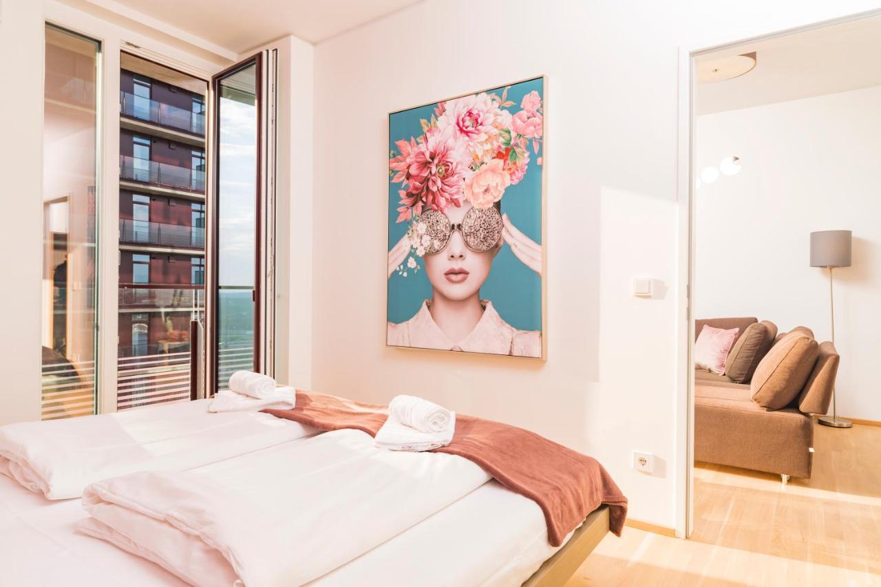 Triiiple Tower Dream Apartments With Rooftop-Summer-Pool Wien Exterior foto